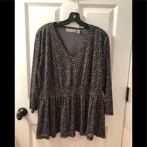 Liz Claiborne gray tunic, 2X